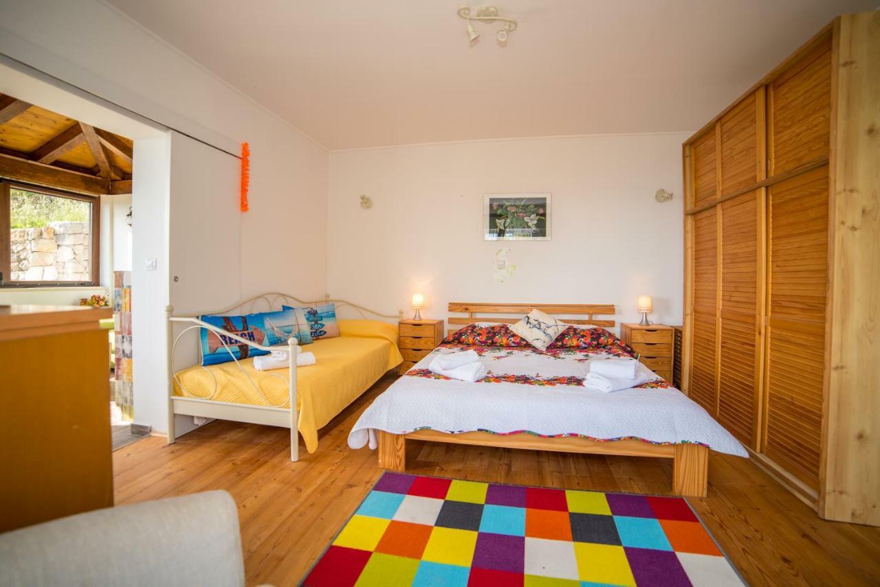 Poseydon Beach Bungalow 米利尼 外观 照片