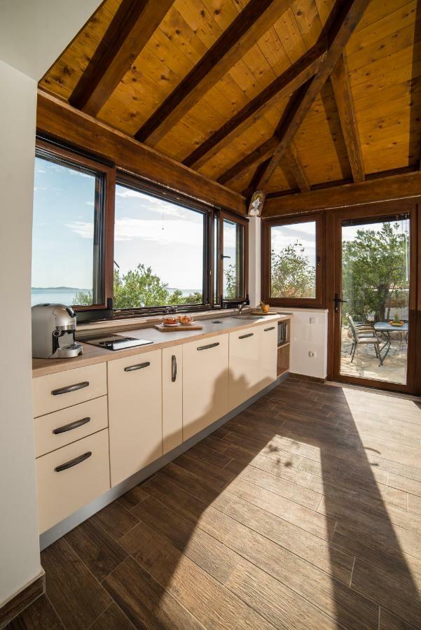Poseydon Beach Bungalow 米利尼 外观 照片